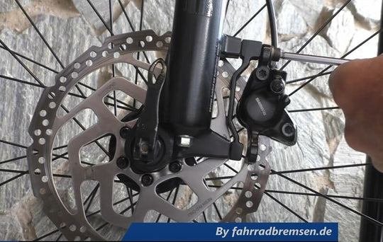 AVID und SRAM Bremsen entlüften – fahrradbremsen